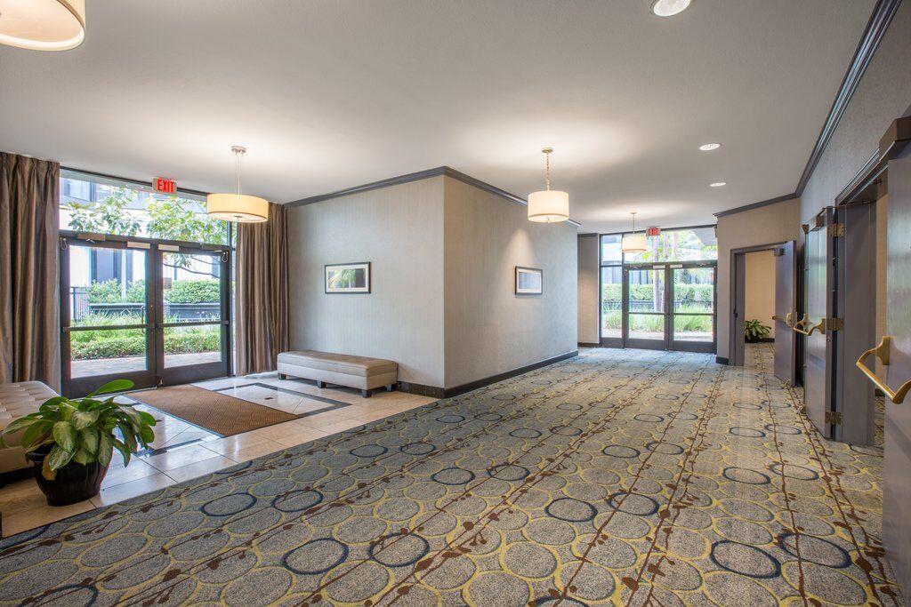 Hotel Crowne Plaza Costa Mesa Orange County Exterior foto